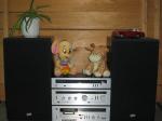 SANSUI glasbeni stolp